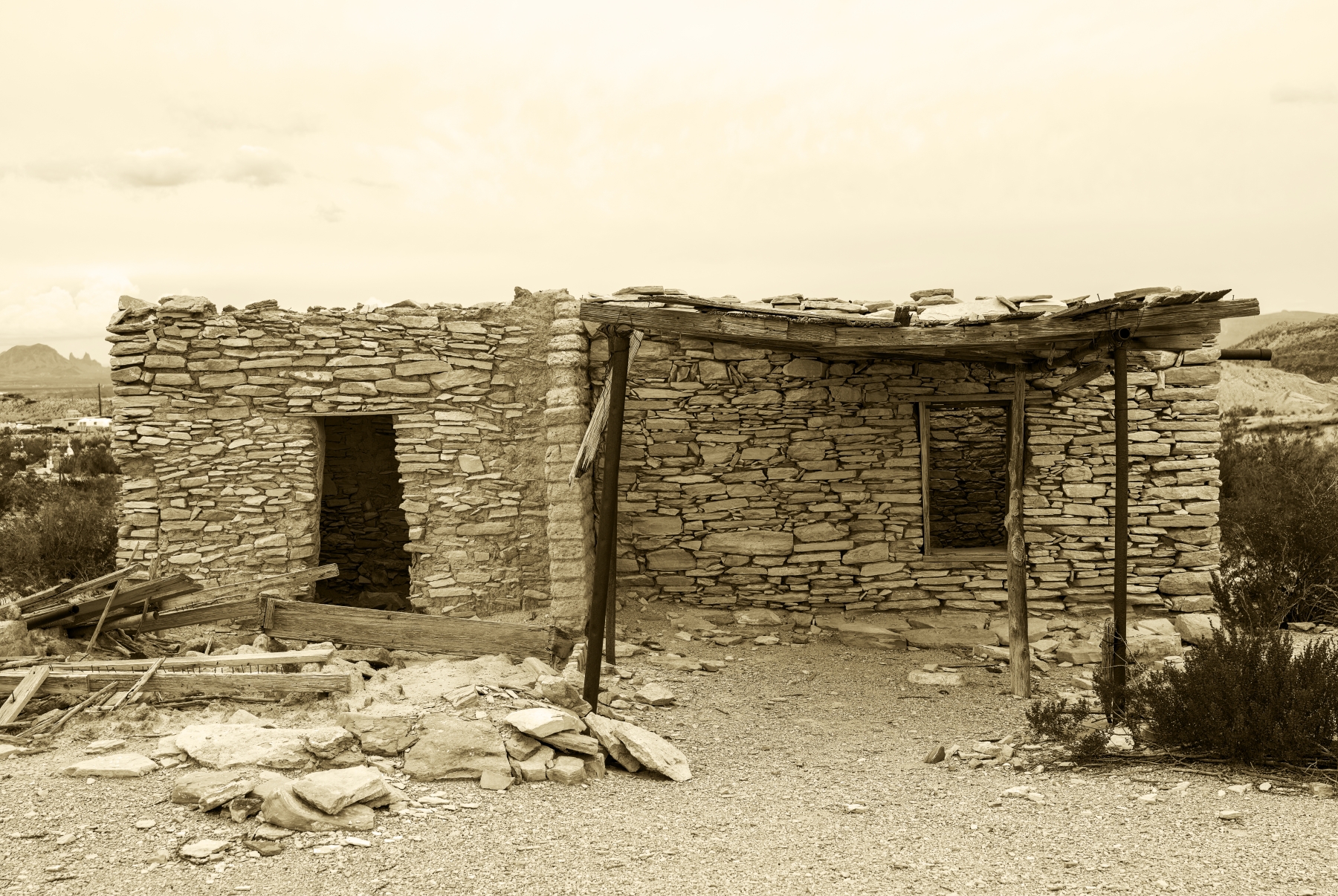 /gallery/north_america/USA/Texas/terlingua/Trelingua Ghost Town 2023-003bw_med.jpg